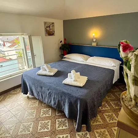 Hotel Oltremar B&B-2